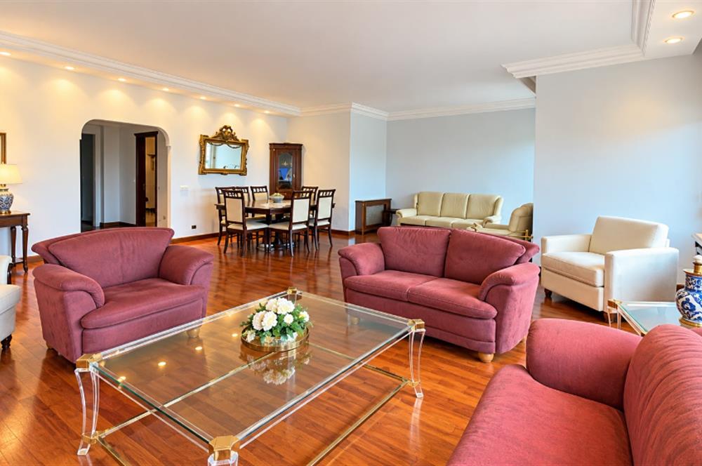 Zekeriyaköy Boğaziçi Park Sitesi’nde 3+1 Kiralık Arakat Daire 