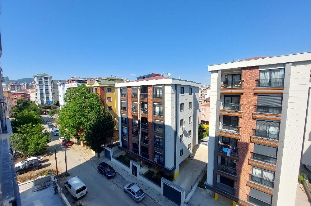 Pendik Yenimahalle'de 2+1 Balkonlu Yeni Binada Kiralık Daire