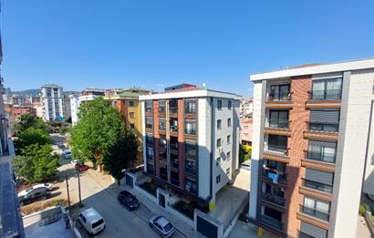 Pendik Yenimahalle'de 2+1 Balkonlu Yeni Binada Kiralık Daire