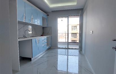 Pendik Yenimahalle'de 2+1 Balkonlu Yeni Binada Kiralık Daire