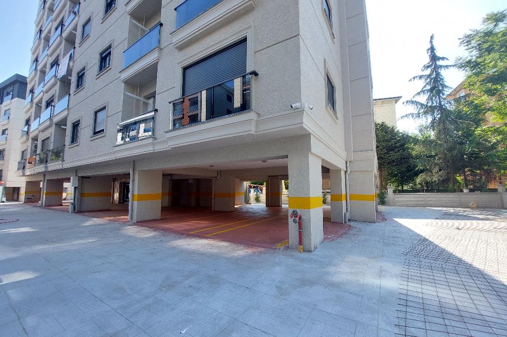 Pendik Yenimahalle'de 2+1 Balkonlu Yeni Binada Kiralık Daire