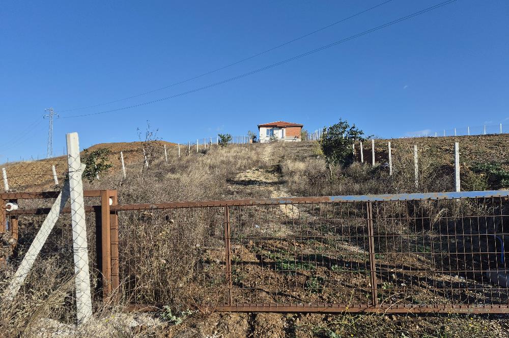 CENTURY 21 VİZYON'DAN SULUKARAAĞAÇ’TA SATILIK EV VE TARLA