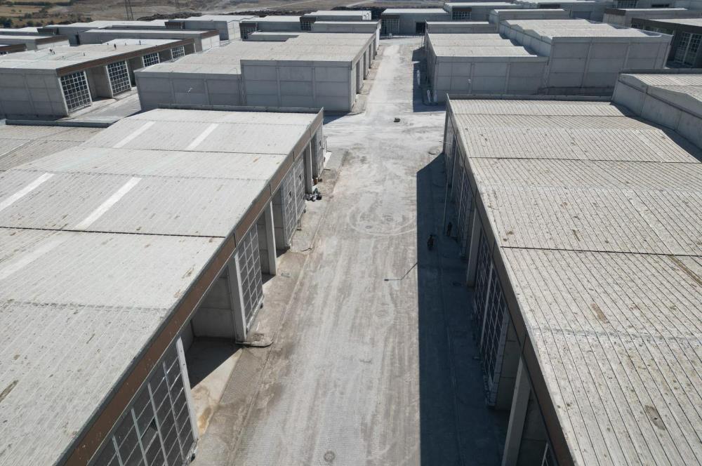 GOP OSB MARANGOZLAR SİTESİNDE KİRALIK 250 M2 DÜKKAN,İMALATHANE