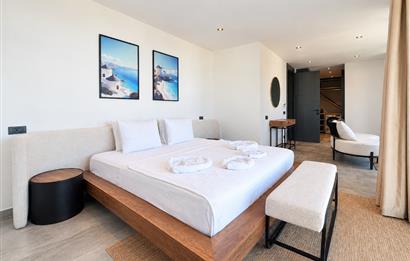 Gümüşlük Koyunbaba'da Özel Havuzlu 4+1 Lüks Villa