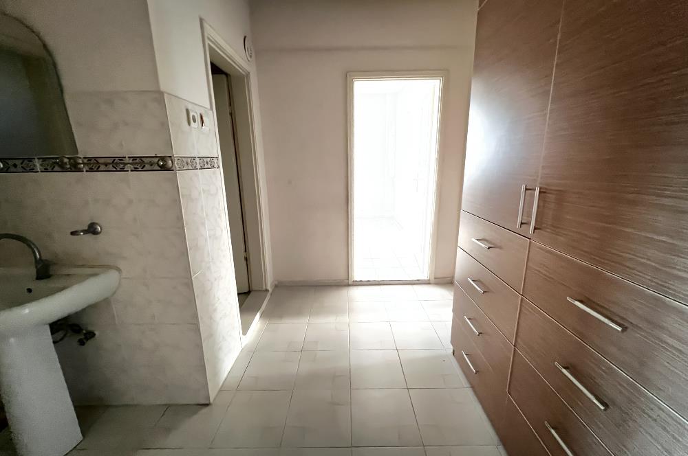 ATATÜRK MAHALLESİ MERKEZİ KONUMDA BAKIMLI 2+1 KİRALIK DAİRE