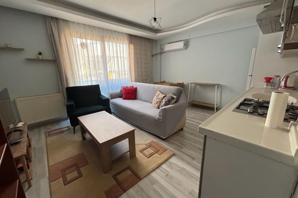 Anadolu Caddesinde Merkezi Konumda Eşyalı 1+1 Satılık Daire