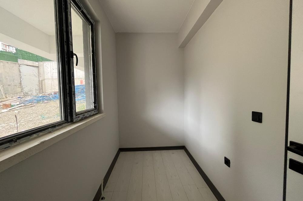 MAMAK'TA SİTE İÇİNDE ÖNÜ AÇIK 3+1 OTURUMA HAZIR SIFIR DAİRE