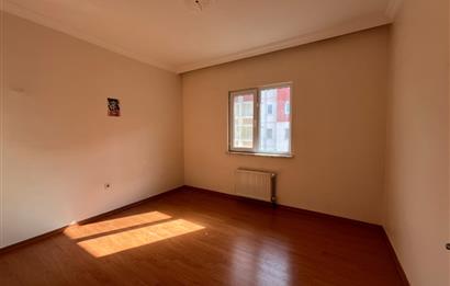 GÖLBAŞI TOKİ DE SİTE İÇİNDE YÜKSEK KREDİ İMKANI BOŞ 2+1 DAİRE