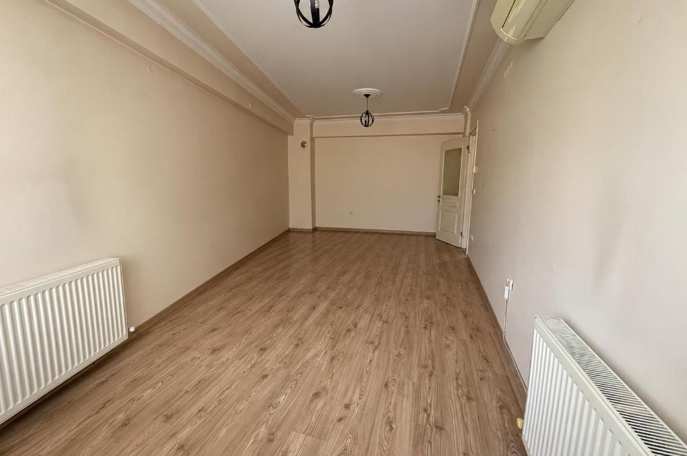 Küçük Çiğli Anadolu Caddesi'ne 50m. Satılık 3+1 Daire