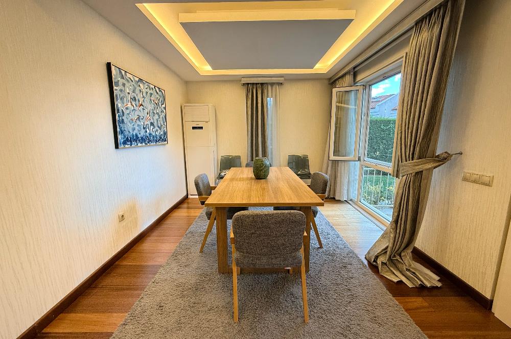 Kilyos Marenegro Sitesi'nde Eşyalı Kiralık 4+2 Havuzlu Villa