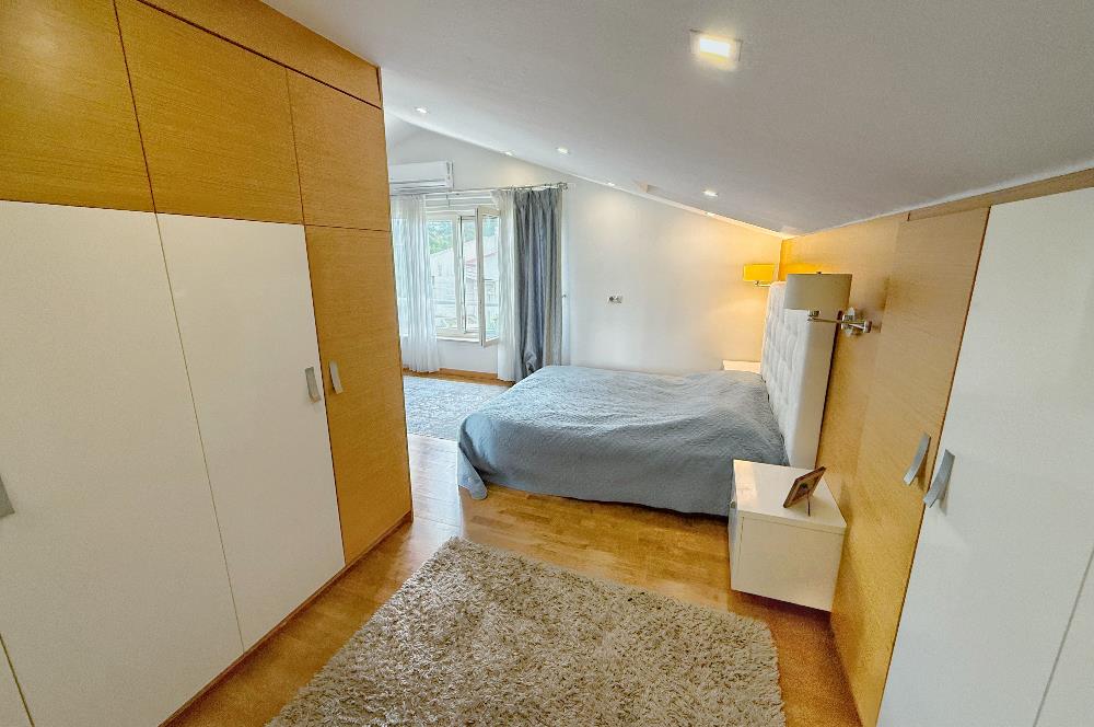 Kilyos Marenegro Sitesi'nde Eşyalı Kiralık 4+2 Havuzlu Villa