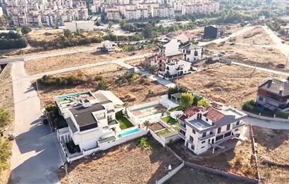 KUVAYİ MİLLİYE MH. TEVHİDE UYGUN 2 PARSEL TOPLAM 587 m2 ARSA