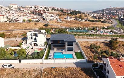 KUVAYİ MİLLİYE MH. TEVHİDE UYGUN 2 PARSEL TOPLAM 587 m2 ARSA