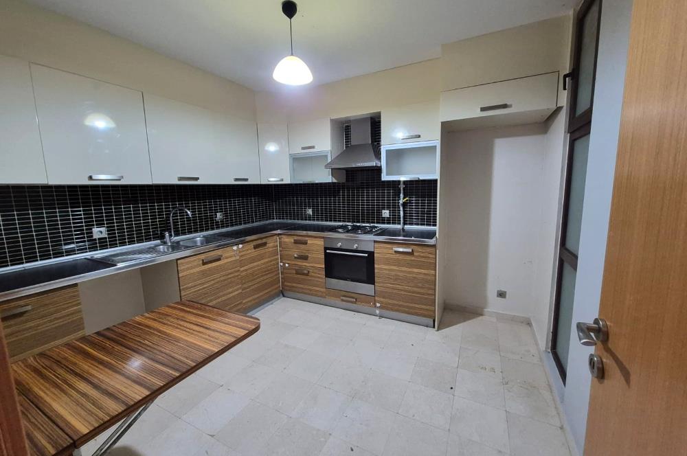ZEKERİYAKÖY NOYA GÖL EVLERİ'NDE KİRALIK 3+1 DAİRE