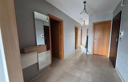 ZEKERİYAKÖY NOYA GÖL EVLERİ'NDE KİRALIK 3+1 DAİRE