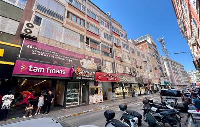 ATALAR CADDESİ ÜZERİ MERKEZİ KONUM FULL EŞYALI 3+1 SATILK DAİRE