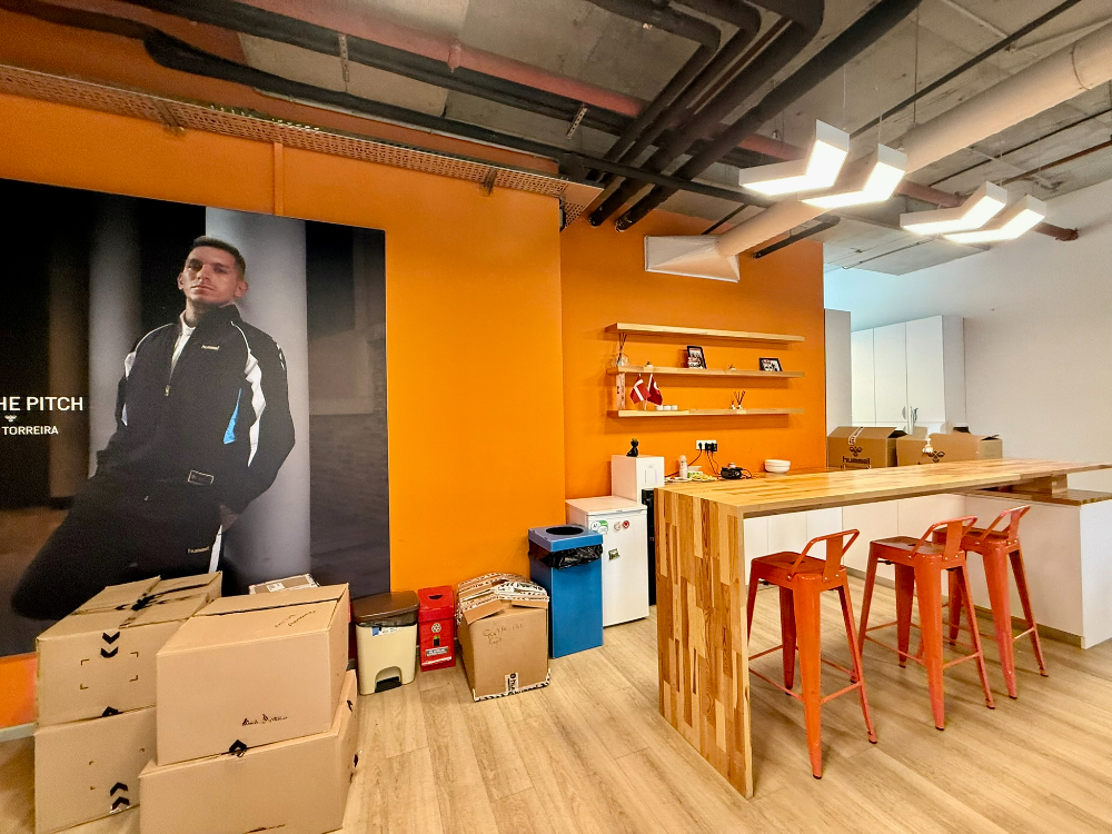 Kağıthane Kiralık Ofis Polat Ofis'te 430m2 Şık Dekorasyonlu ofis