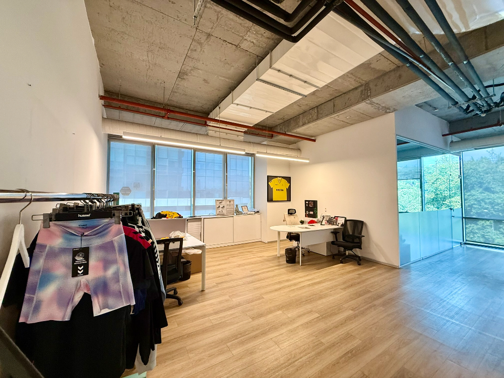 Kağıthane Kiralık Ofis Polat Ofis'te 430m2 Şık Dekorasyonlu ofis