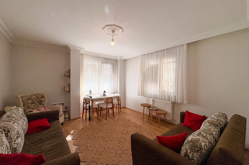 Ataşehir Kayışdağı'nda Satılık 2+1 Merkezi Daire