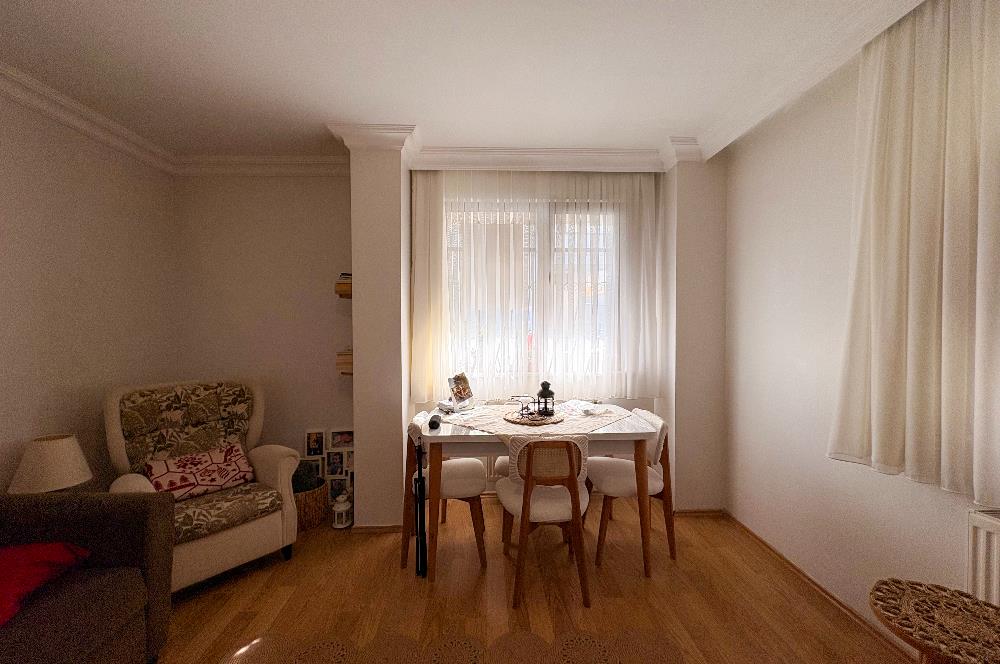 Ataşehir Kayışdağı'nda Satılık 2+1 Merkezi Daire