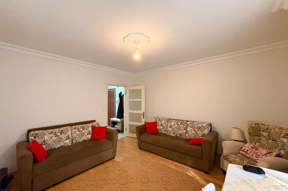Ataşehir Kayışdağı'nda Satılık 2+1 Merkezi Daire