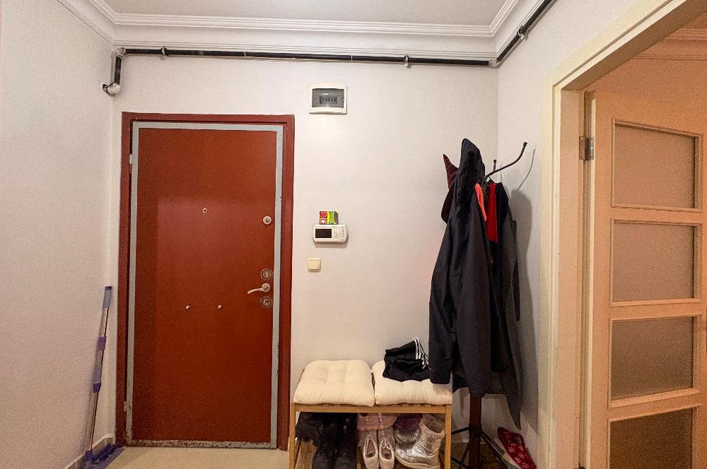 Ataşehir Kayışdağı'nda Satılık 2+1 Merkezi Daire