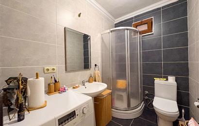 Ataşehir Kayışdağı'nda Satılık 2+1 Merkezi Daire