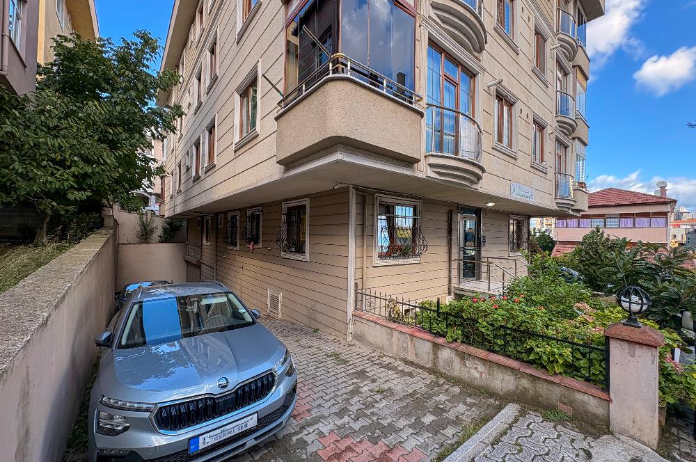 Ataşehir Kayışdağı'nda Satılık 2+1 Merkezi Daire