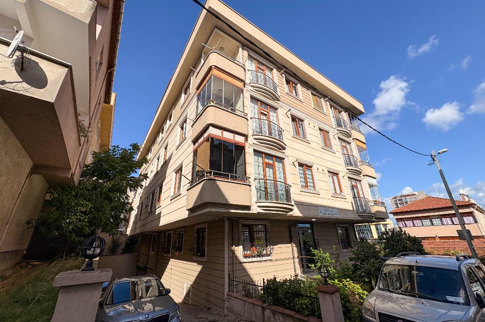 Ataşehir Kayışdağı'nda Satılık 2+1 Merkezi Daire