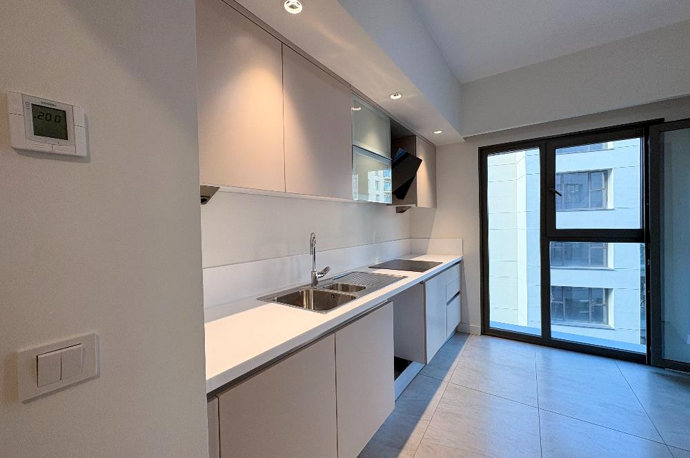 C21 ROOF 3.ETAP YÜKSEK KAT KAPALI MUTFAK 2+1 KİRALIK DAİRE