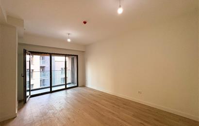 C21 ROOF 3.ETAP YÜKSEK KAT KAPALI MUTFAK 2+1 KİRALIK DAİRE