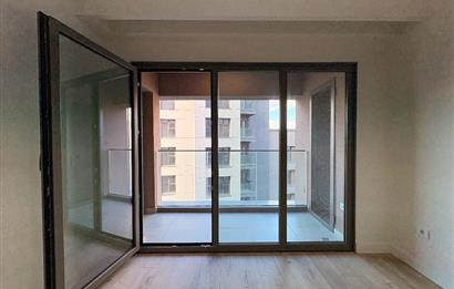 C21 ROOF 3.ETAP YÜKSEK KAT KAPALI MUTFAK 2+1 KİRALIK DAİRE