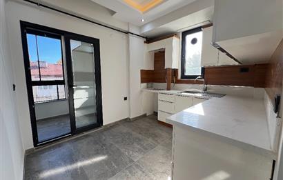 BİGADİÇ KORDONBOYU CD ÜSTÜ AYRI MUTFAKLI SIFIR 2+1 SATILIK DAİRE