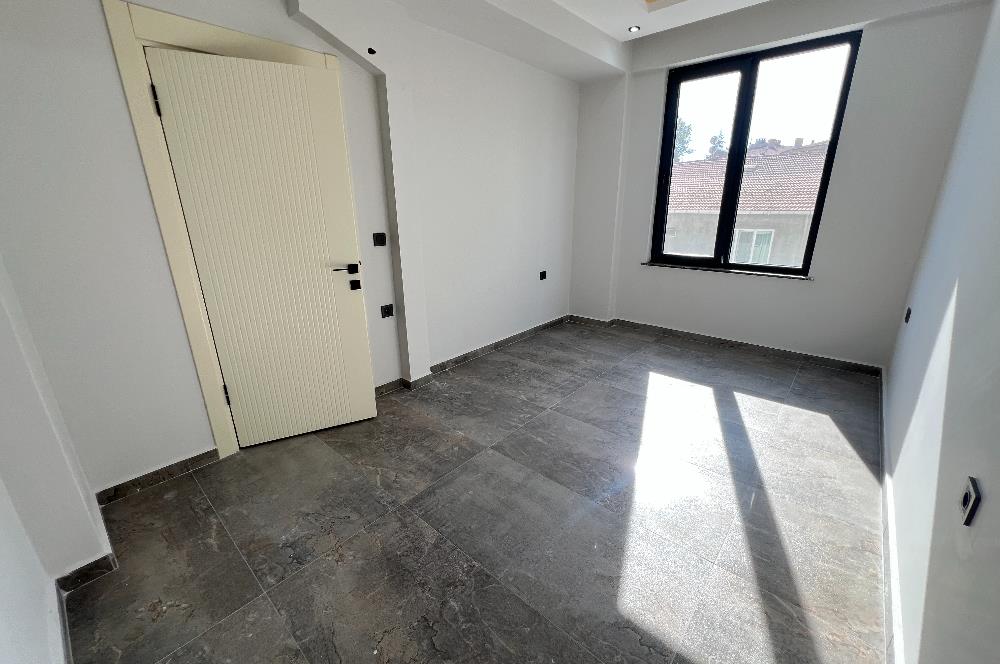 BİGADİÇ KORDONBOYU CD ÜSTÜ AYRI MUTFAKLI SIFIR 2+1 SATILIK DAİRE