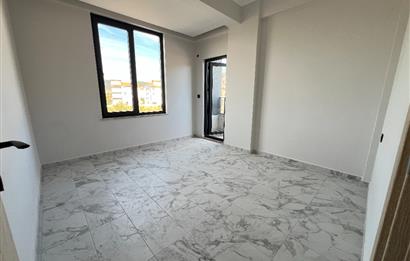 BİGADİÇ DEVLET HASTANESİ YAKINI BALKONLU SIFIR 1+1 SATILIK DAİRE