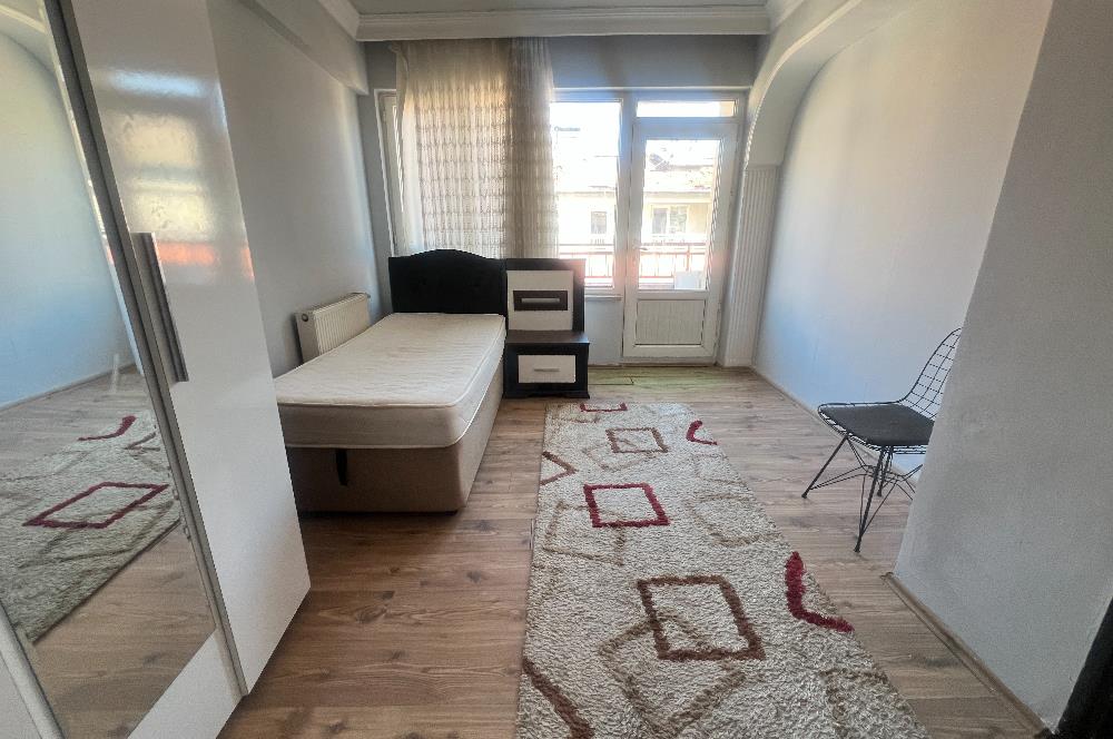 ATALAR CADDESİ ÜZERİ MERKEZİ KONUM FULL EŞYALI 3+1 SATILK DAİRE