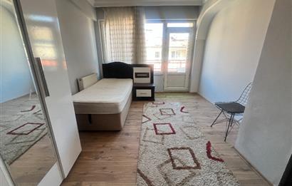 ATALAR CADDESİ ÜZERİ MERKEZİ KONUM FULL EŞYALI 3+1 SATILK DAİRE