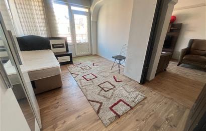 ATALAR CADDESİ ÜZERİ MERKEZİ KONUM FULL EŞYALI 3+1 SATILK DAİRE