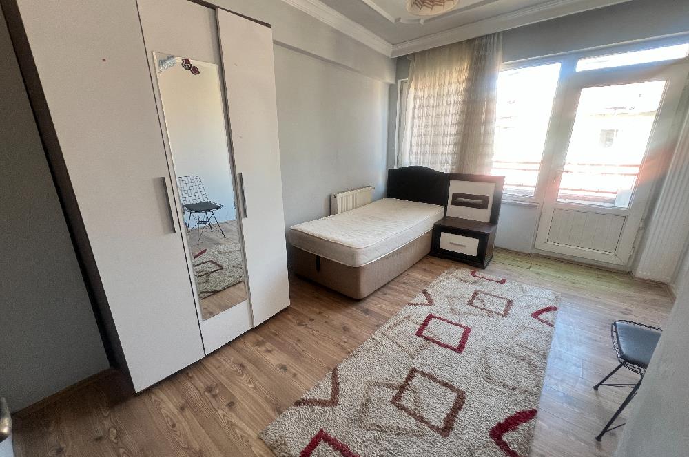 ATALAR CADDESİ ÜZERİ MERKEZİ KONUM FULL EŞYALI 3+1 SATILK DAİRE