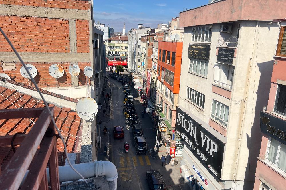 ATALAR CADDESİ ÜZERİ MERKEZİ KONUM FULL EŞYALI 3+1 SATILK DAİRE