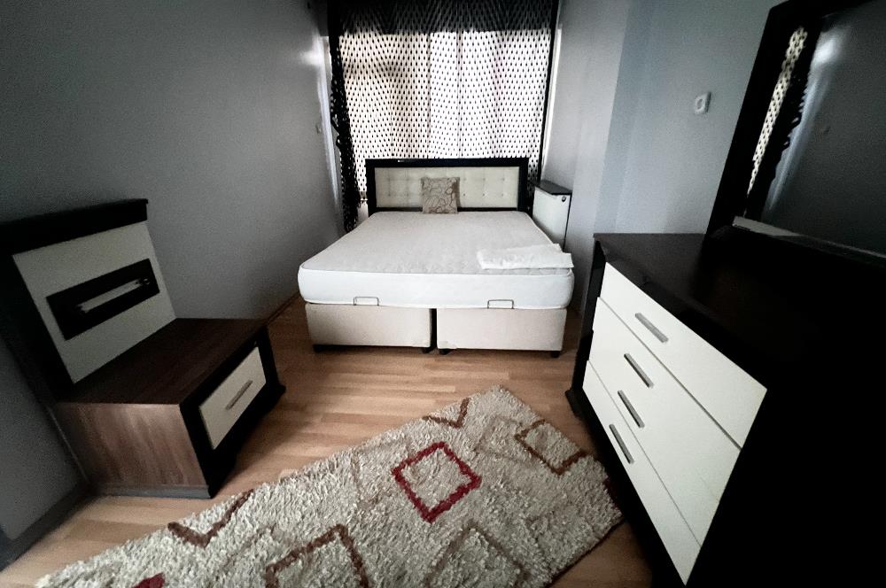 ATALAR CADDESİ ÜZERİ MERKEZİ KONUM FULL EŞYALI 3+1 SATILK DAİRE