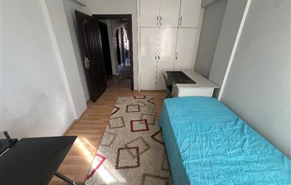 ATALAR CADDESİ ÜZERİ MERKEZİ KONUM FULL EŞYALI 3+1 SATILK DAİRE