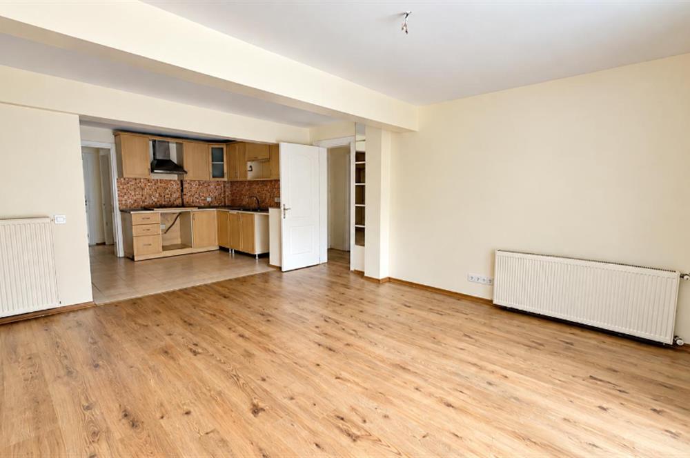ZEKERİYAKÖY BASIN YAYIN SİTESİ’NDE 5+2  262 M² ARSA PAYLI SATILIK  VİLLA