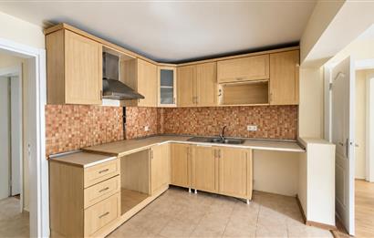ZEKERİYAKÖY BASIN YAYIN SİTESİ’NDE 5+2  262 M² ARSA PAYLI SATILIK  VİLLA