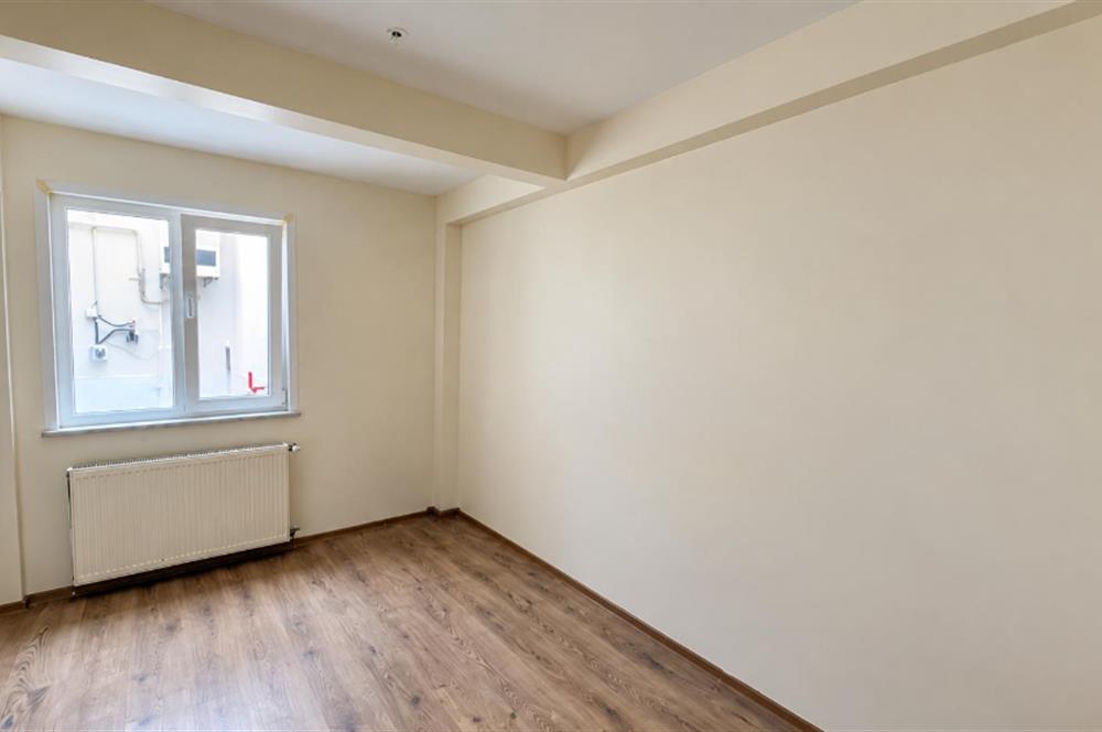 ZEKERİYAKÖY BASIN YAYIN SİTESİ’NDE 5+2  262 M² ARSA PAYLI SATILIK  VİLLA