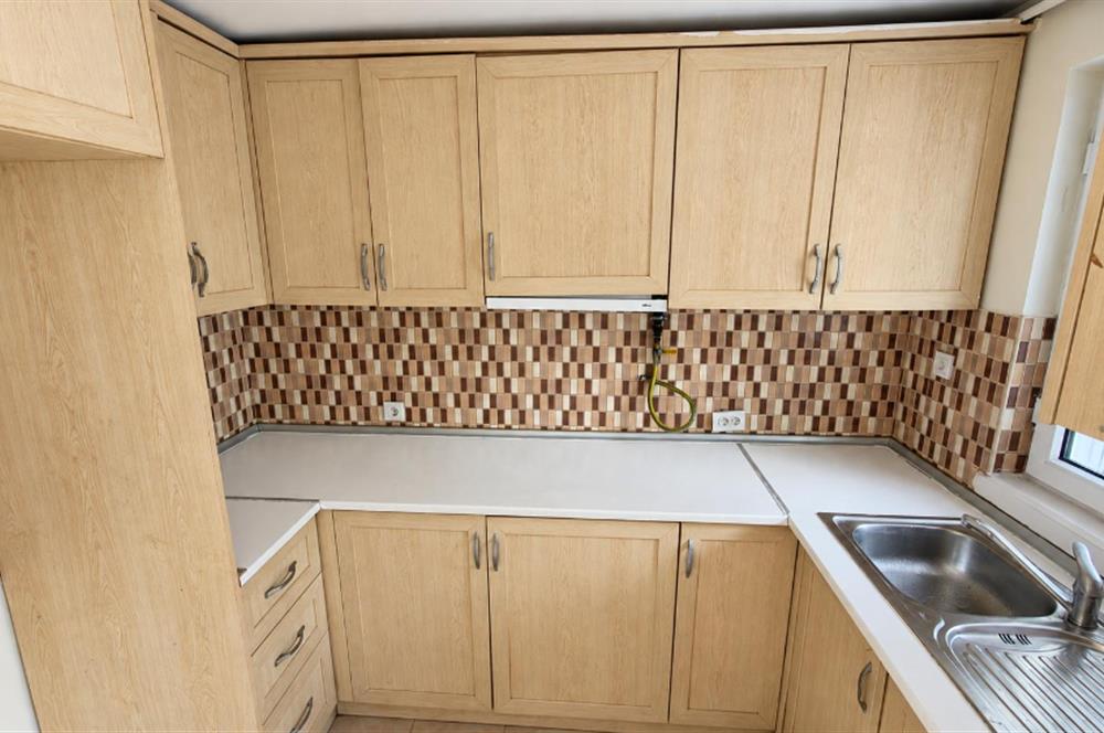 ZEKERİYAKÖY BASIN YAYIN SİTESİ’NDE 5+2  262 M² ARSA PAYLI SATILIK  VİLLA