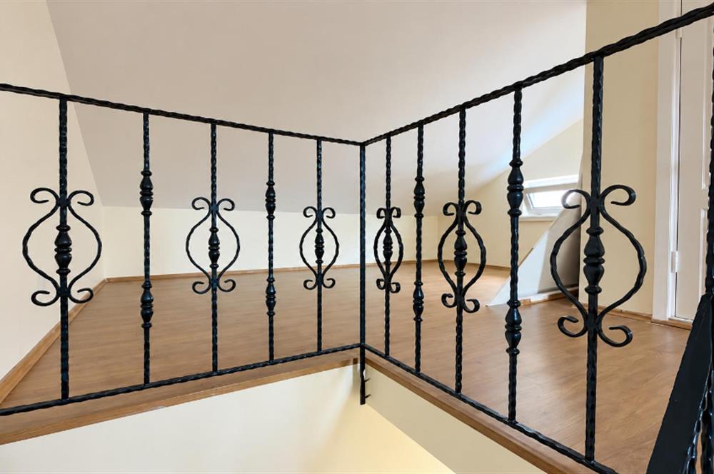 ZEKERİYAKÖY BASIN YAYIN SİTESİ’NDE 5+2  262 M² ARSA PAYLI SATILIK  VİLLA