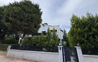 C21 LOFT'TAN ALBAYRAK'TA SATILIK 5+1 VİLLA