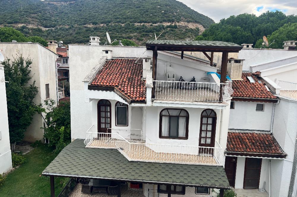 C21 Cius; Armutlu-Kapaklı Site İçerisinde Kiralık Villa