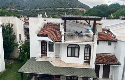 C21 Cius; Armutlu-Kapaklı Site İçerisinde Kiralık Villa